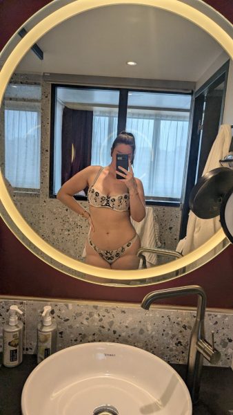 Khloé Roy — 8