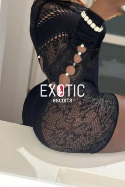 🌼 Nandi – Confident, Warm & Elegant Companion In Harare, Harare 🌼 — 2