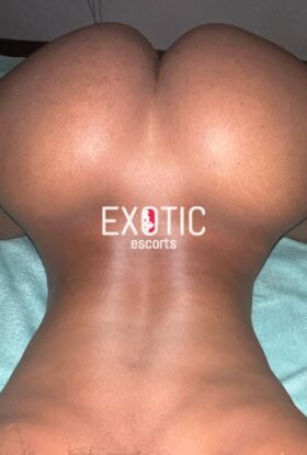 Kiyana in Devon Road