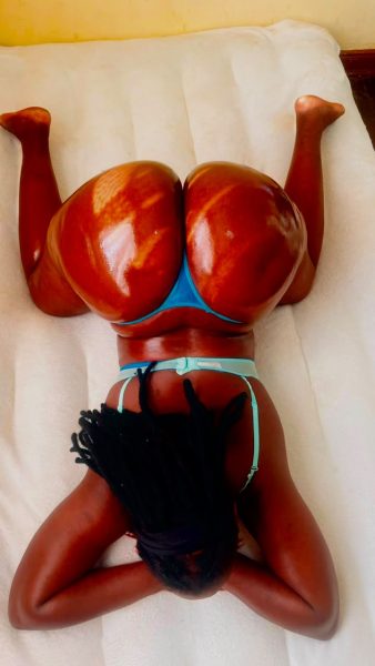 Squirting Blackpearl — 2
