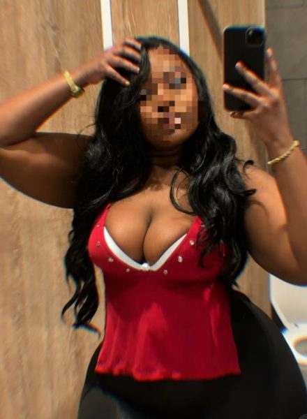 Sexy Zinhle — 2
