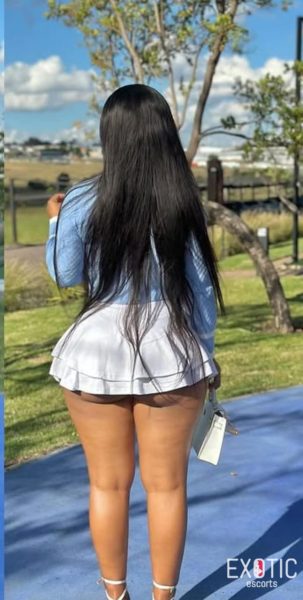 Nelly, escort in Cranborne, Zimbabwe (photo 5)