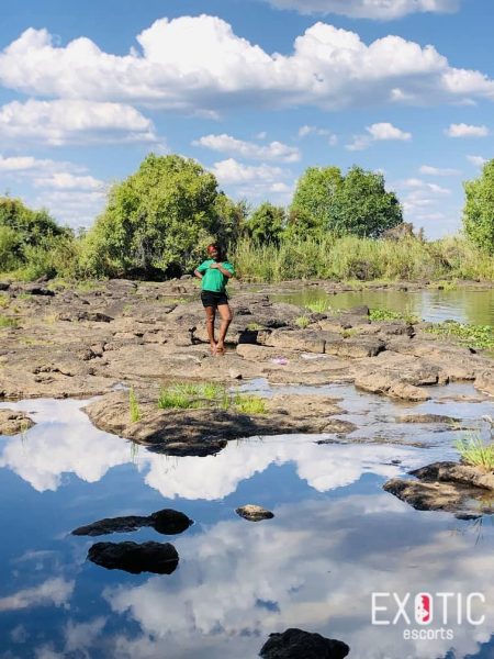 Mercy, escort in Victoria Falls, Zimbabwe (photo 3)