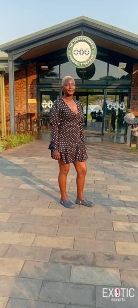 Mercy, escort in Victoria Falls, Zimbabwe (photo 4)